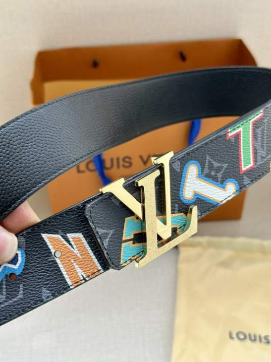 Picture of Louis Vuitton Belts _SKUfw129927387fw